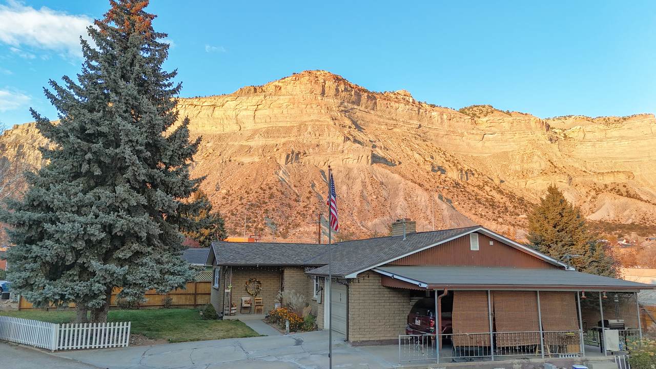 79 Garden St - Photo 1