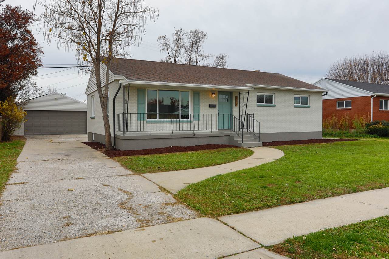 139 Columbia Dr - Photo 1