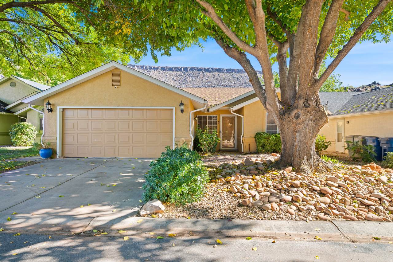 710 Indian Hills Dr - Photo 1