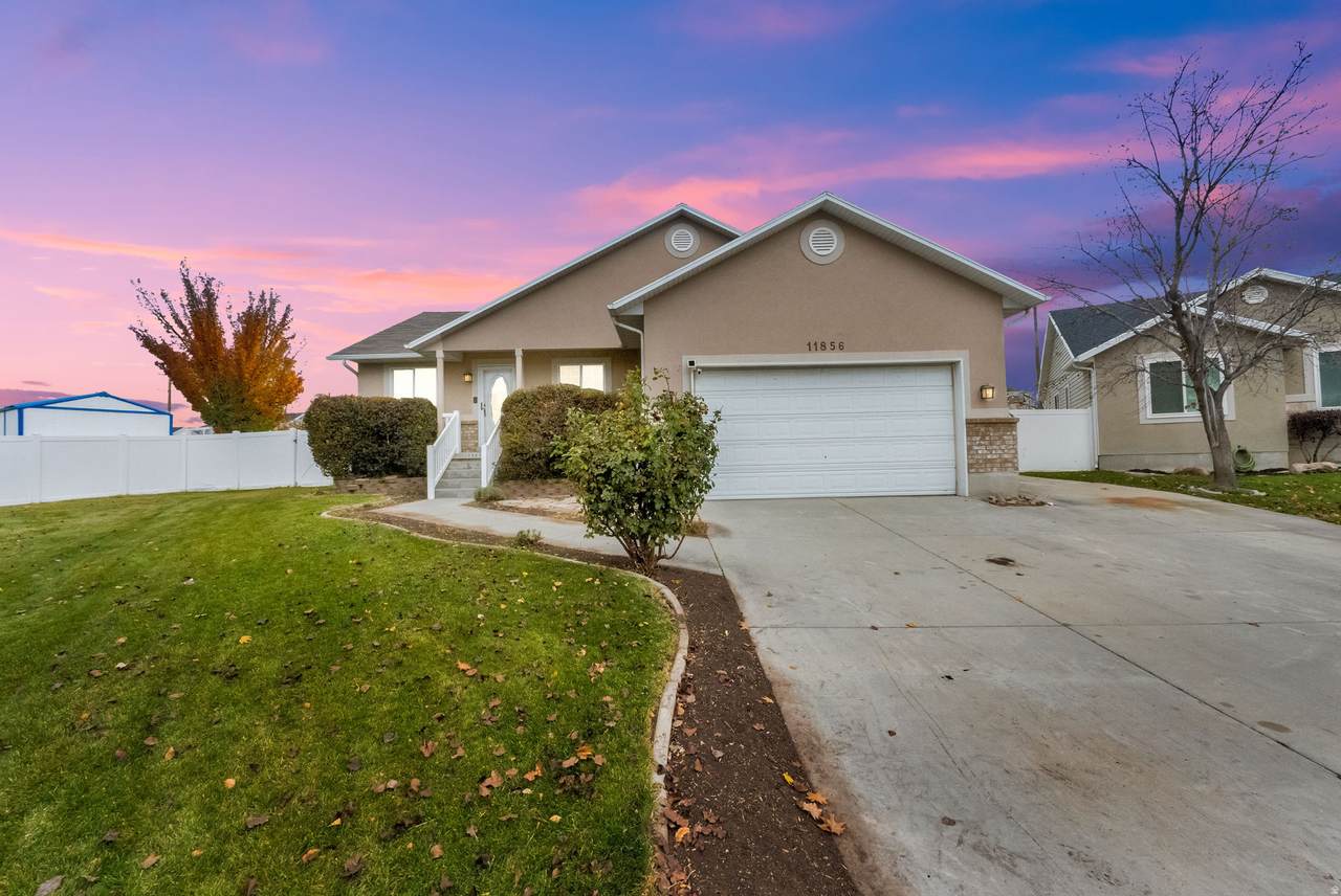 11856 Coles Camp Cir - Photo 1