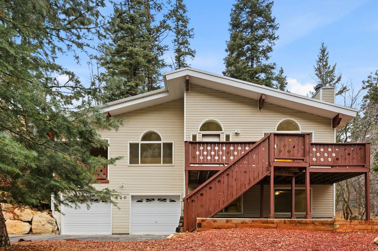 620 Parkview Dr - Photo 1