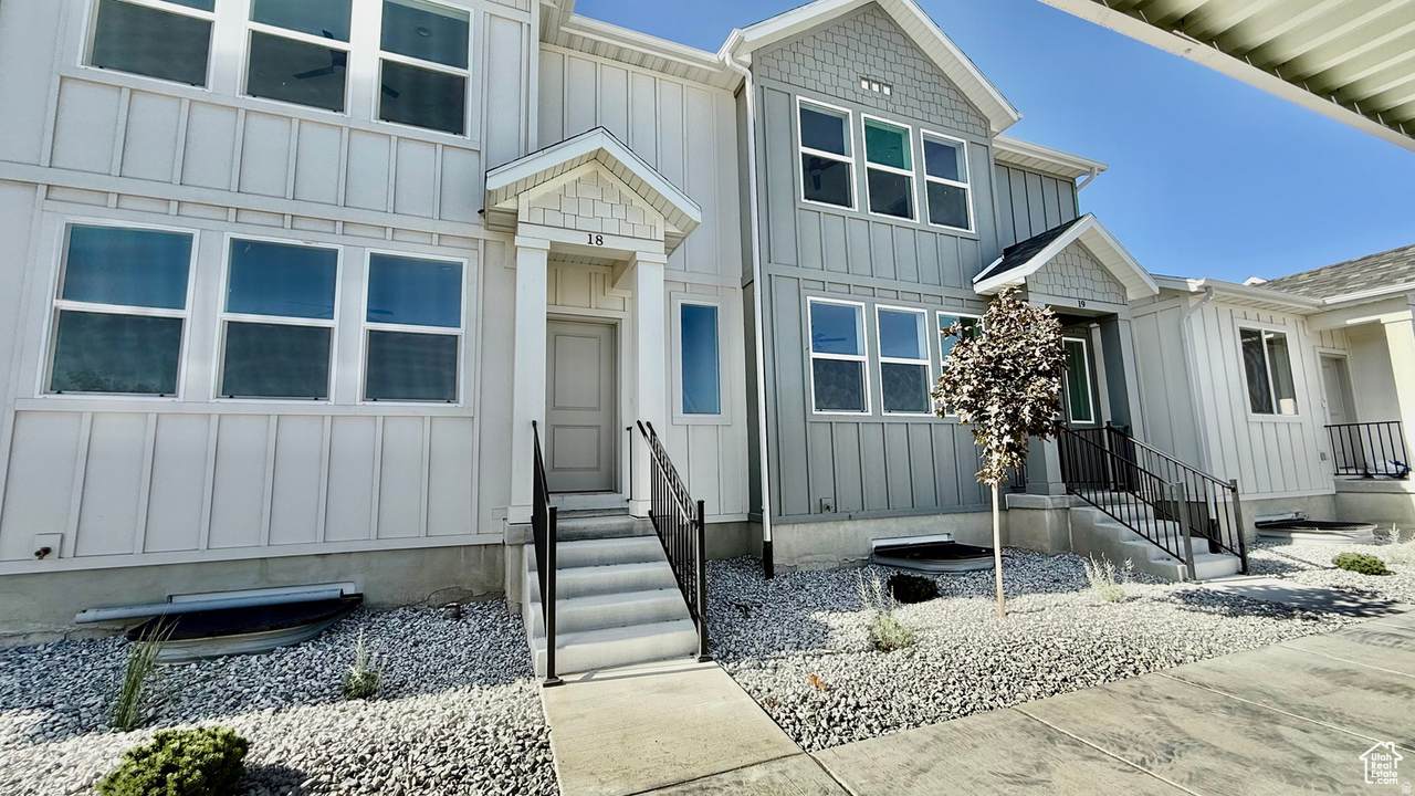 244 Crescent Ln - Photo 1