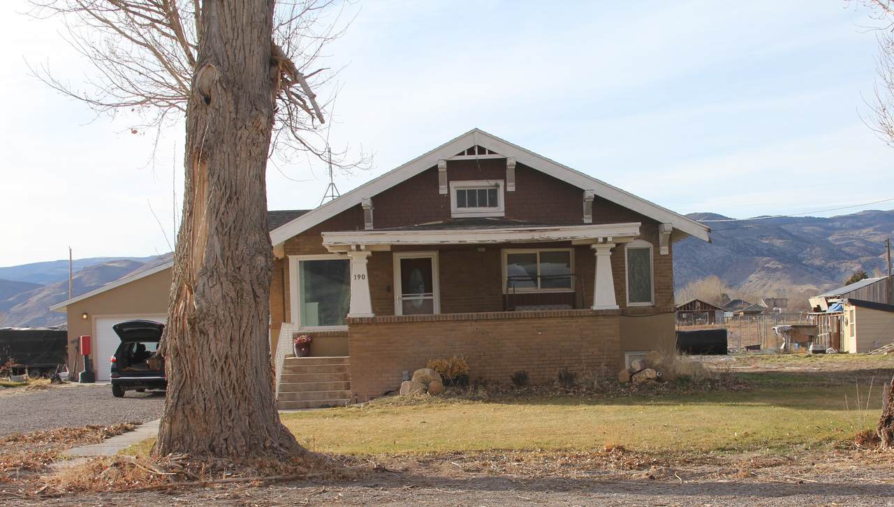 190 Main St - Photo 1