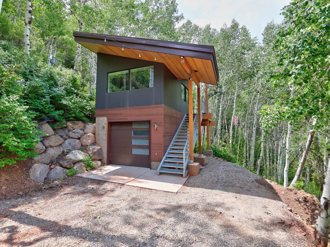 2214 Aspen Rd - Photo 1
