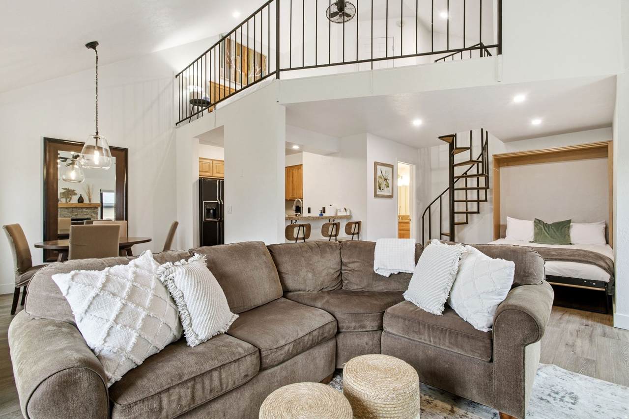 2100 Canyons Resort Dr - Photo 1