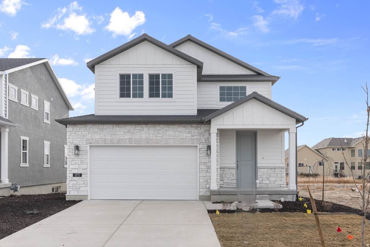 1091 Sparrow Way - Photo 1