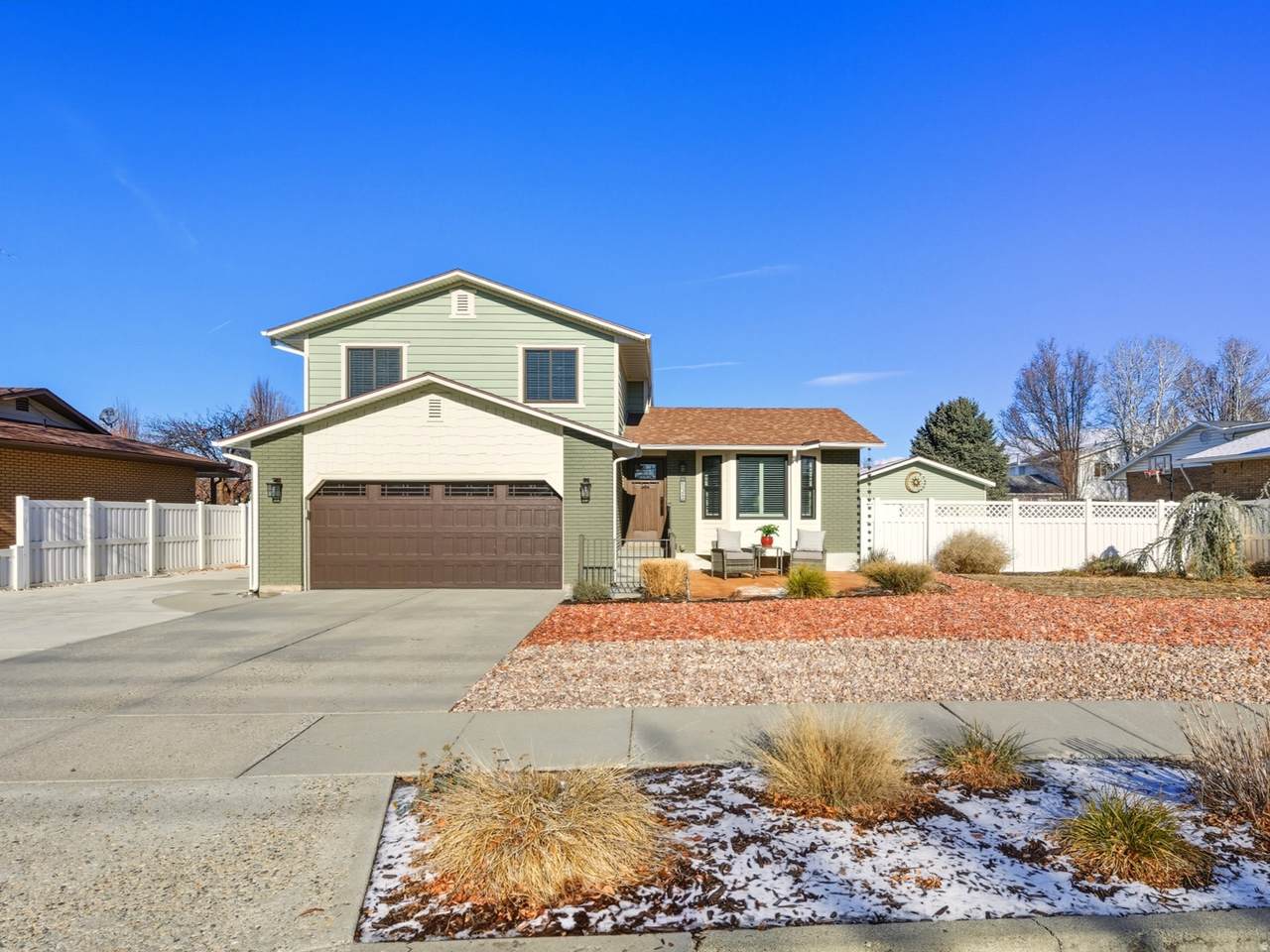 828 Bullion St - Photo 1