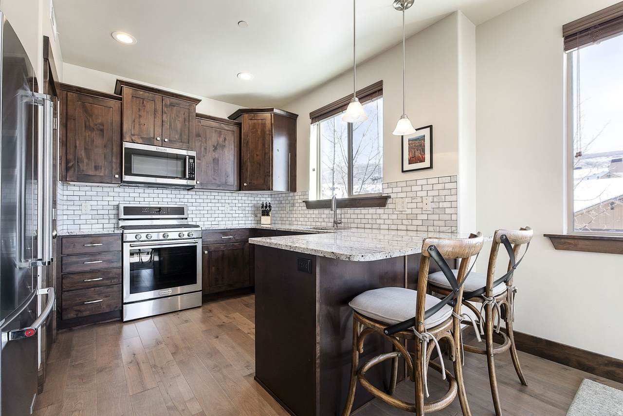 1195 Black Rock Trl - Photo 1