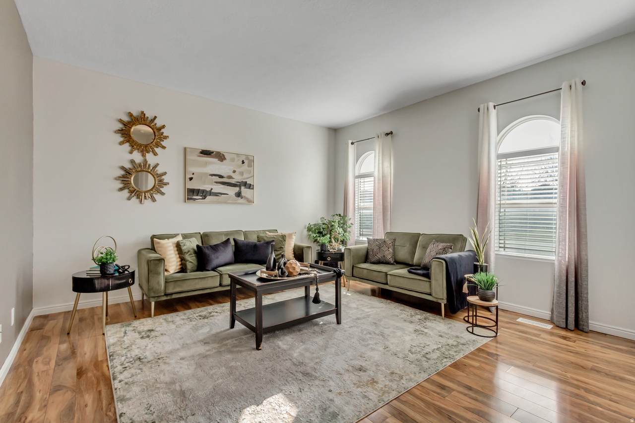 5213 Dove Creek Ln - Photo 1