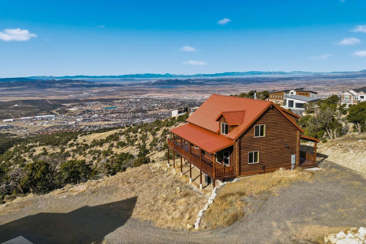 1982 High Juniper Dr - Photo 1