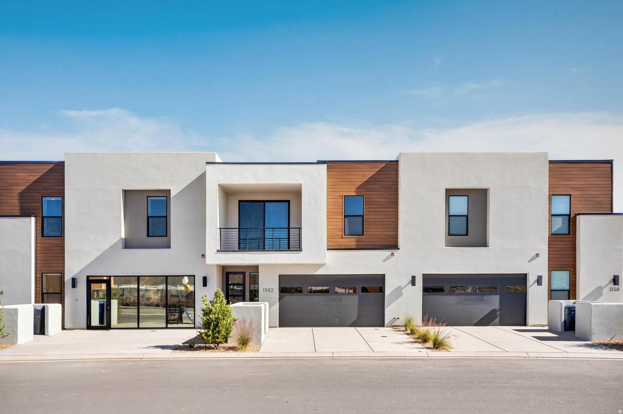 1362 Sonrisa St - Photo 1