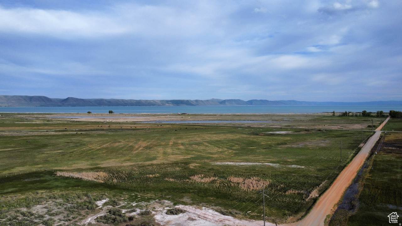 12 North Beach Rd - Photo 1