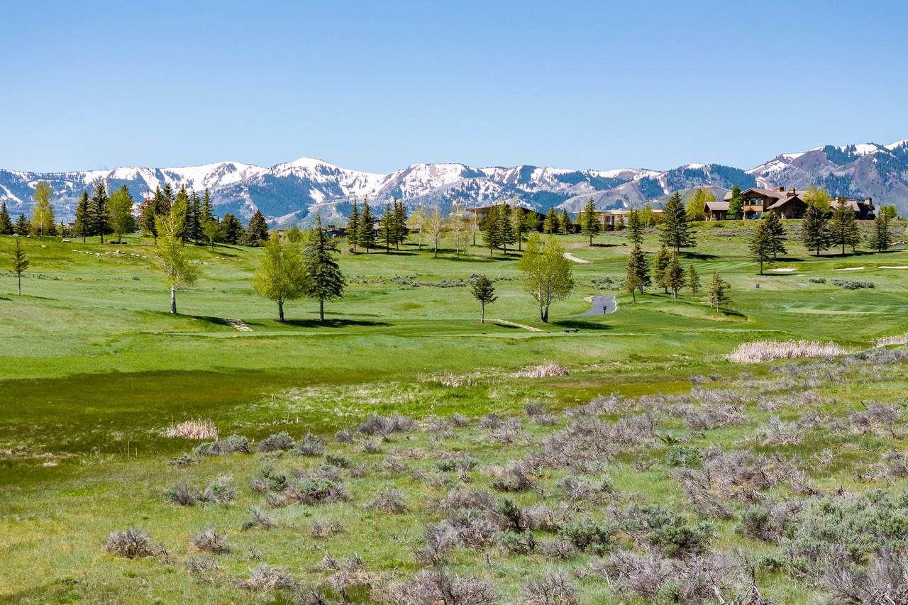 8175 Glenwild Dr - Photo 1