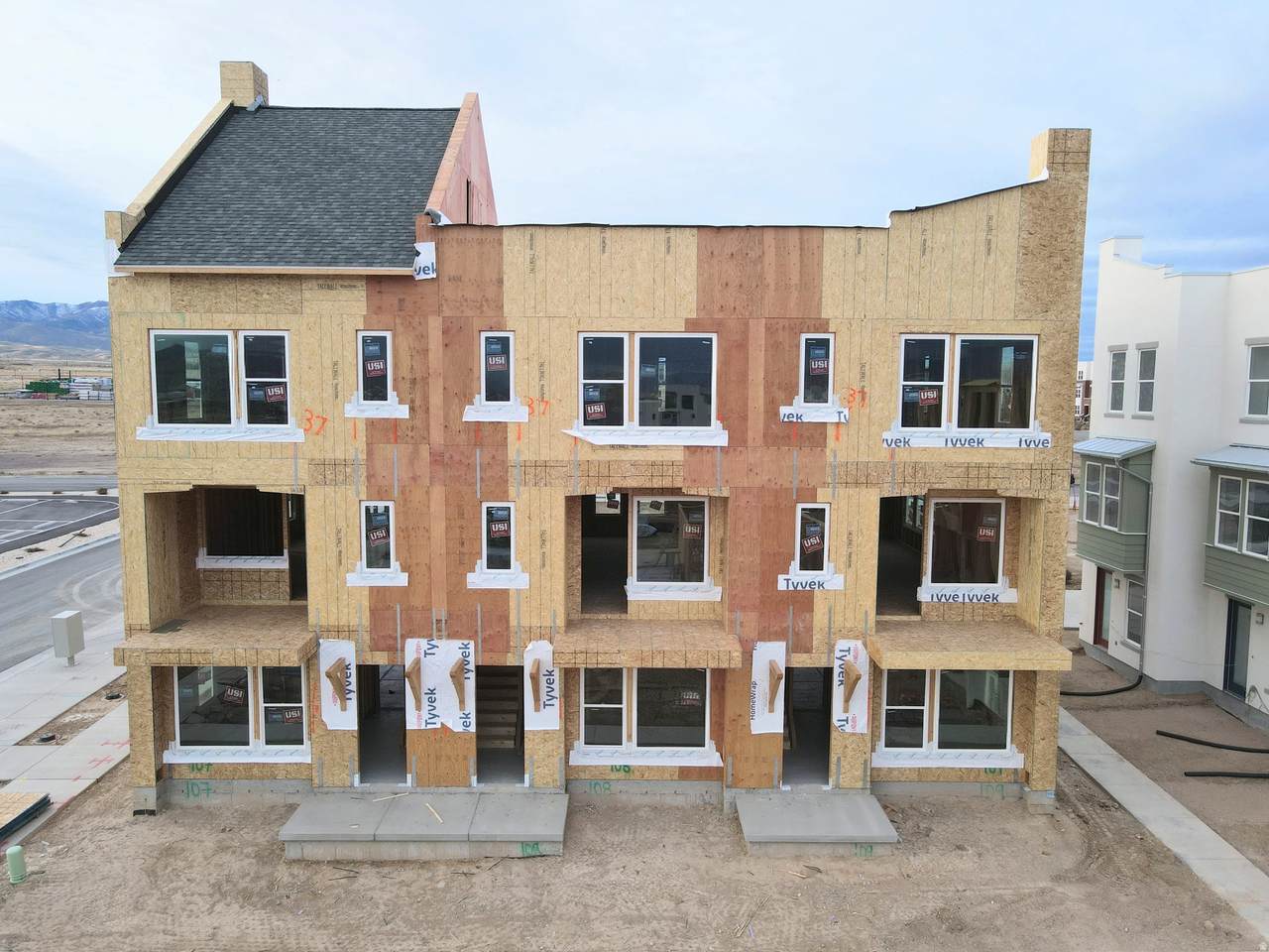 11019 Freestone Rd - Photo 1