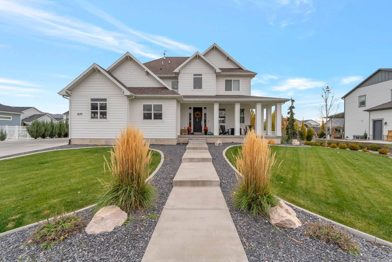 1633 Alpenglow Cir - Photo 1