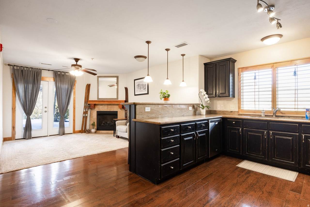 5501 Lillehammer Ln - Photo 1