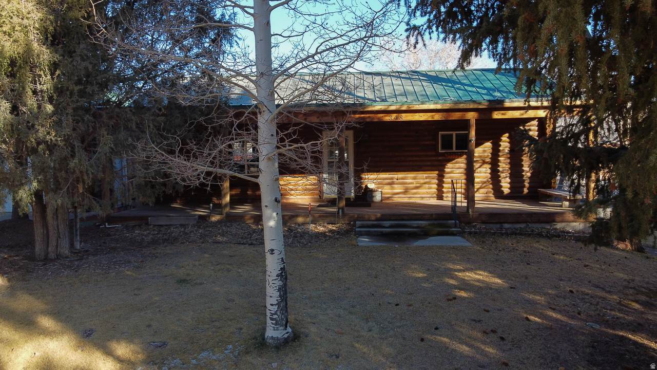 348 Jakes Place Rd - Photo 1