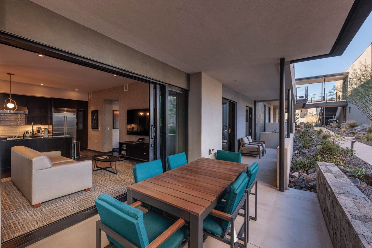 1400 Black Desert Dr - Photo 1