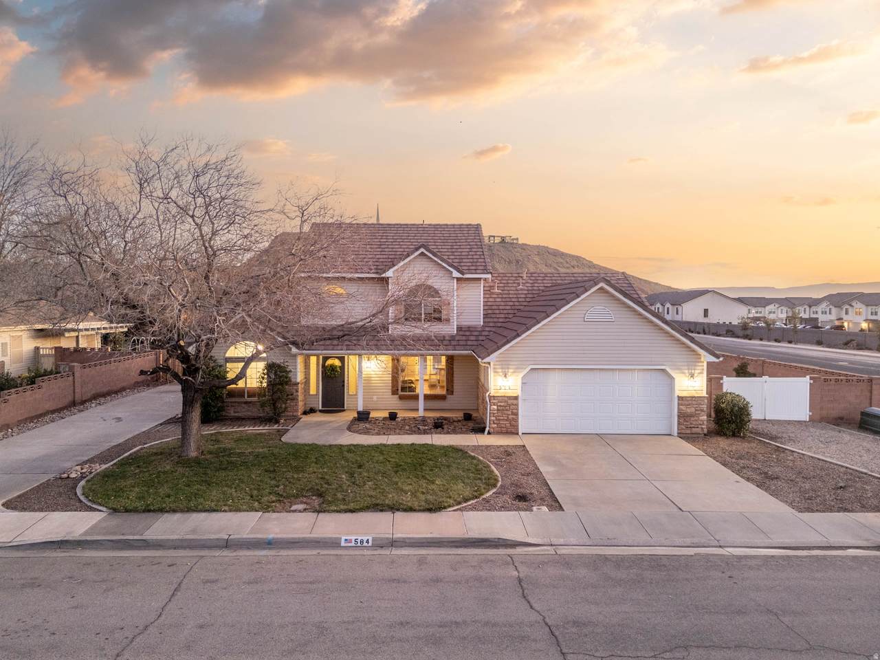 584 Meadow Ln - Photo 1