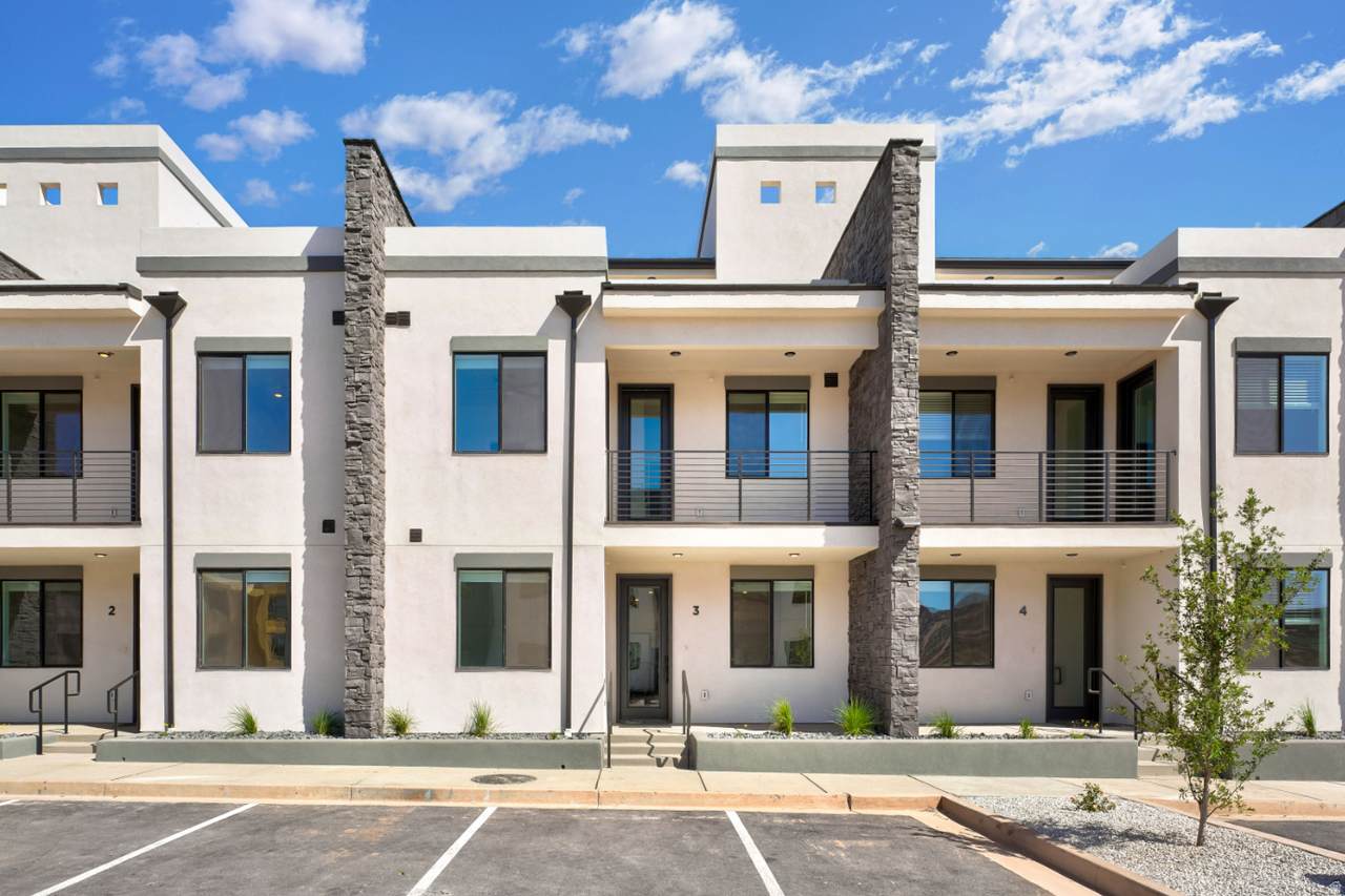 170 Chaparral Dr - Photo 1