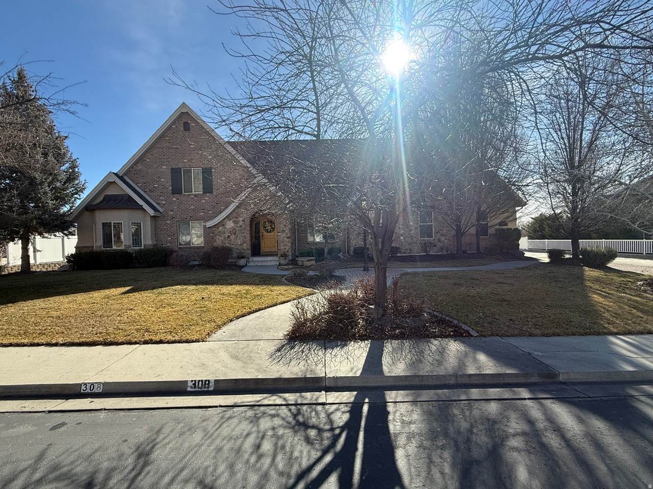 308 750 - Photo 1