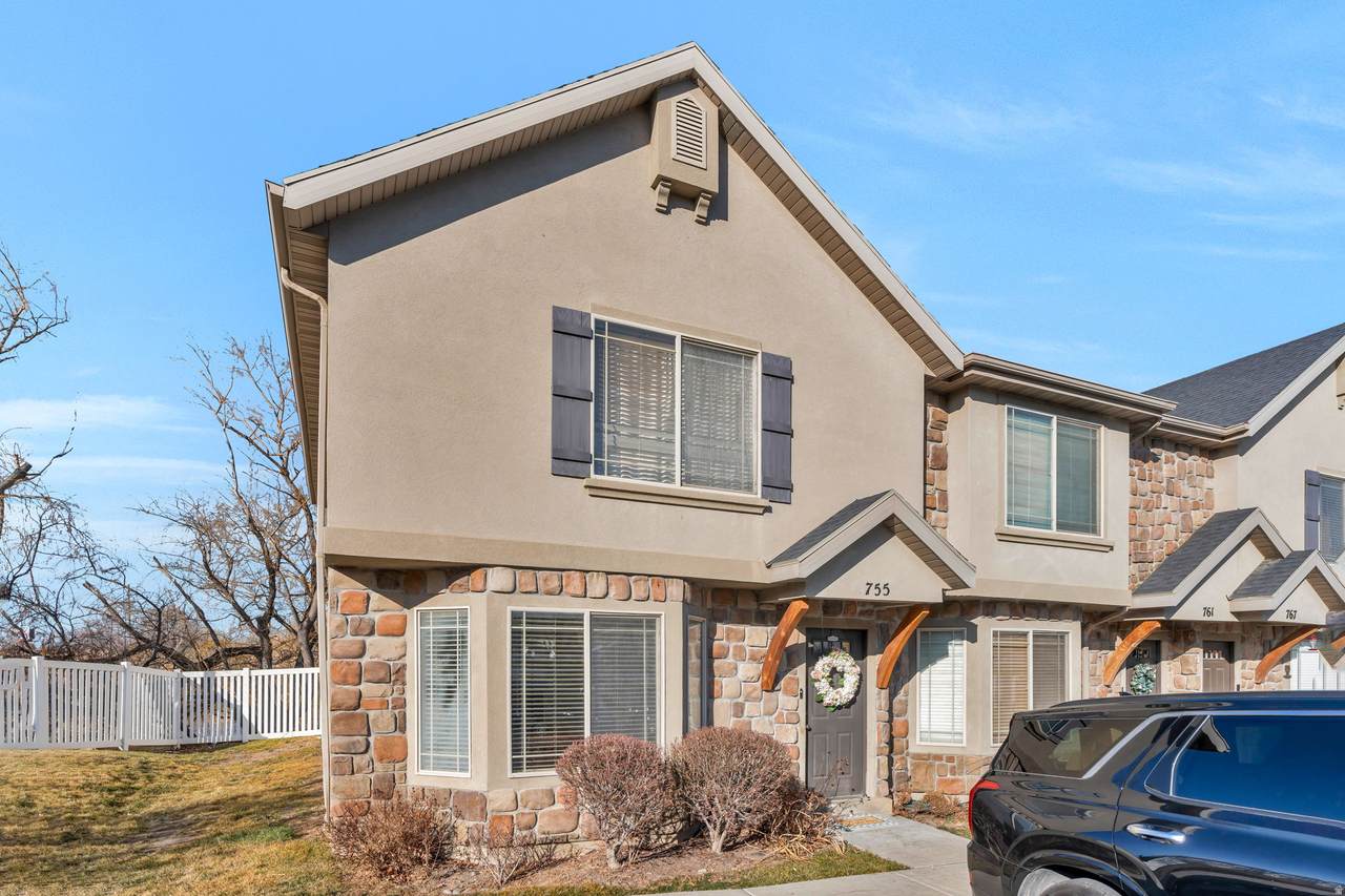 755 Black Horse Dr - Photo 1