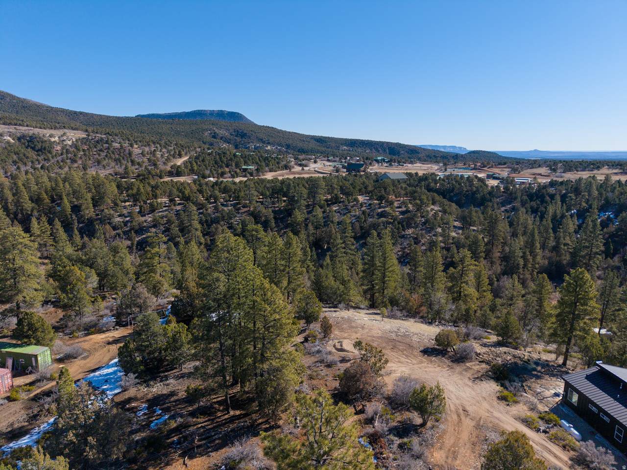 17 Pine St - Photo 1