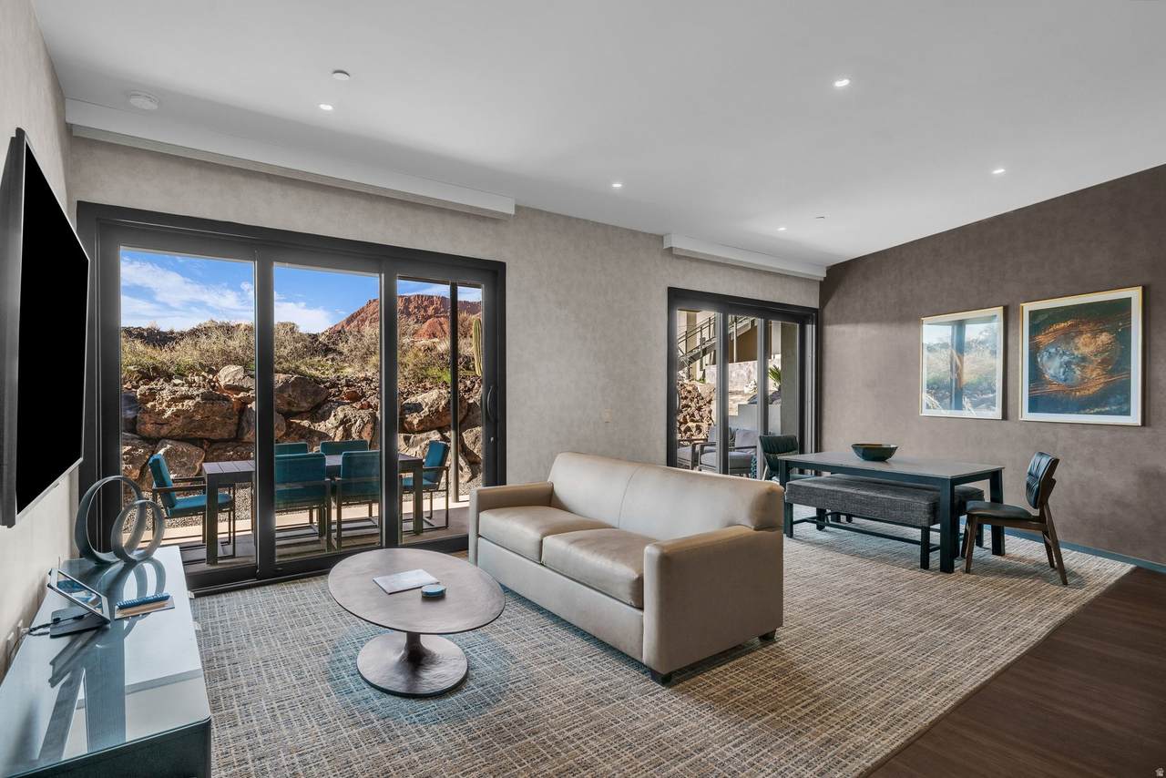 1400 Black Desert Dr - Photo 1