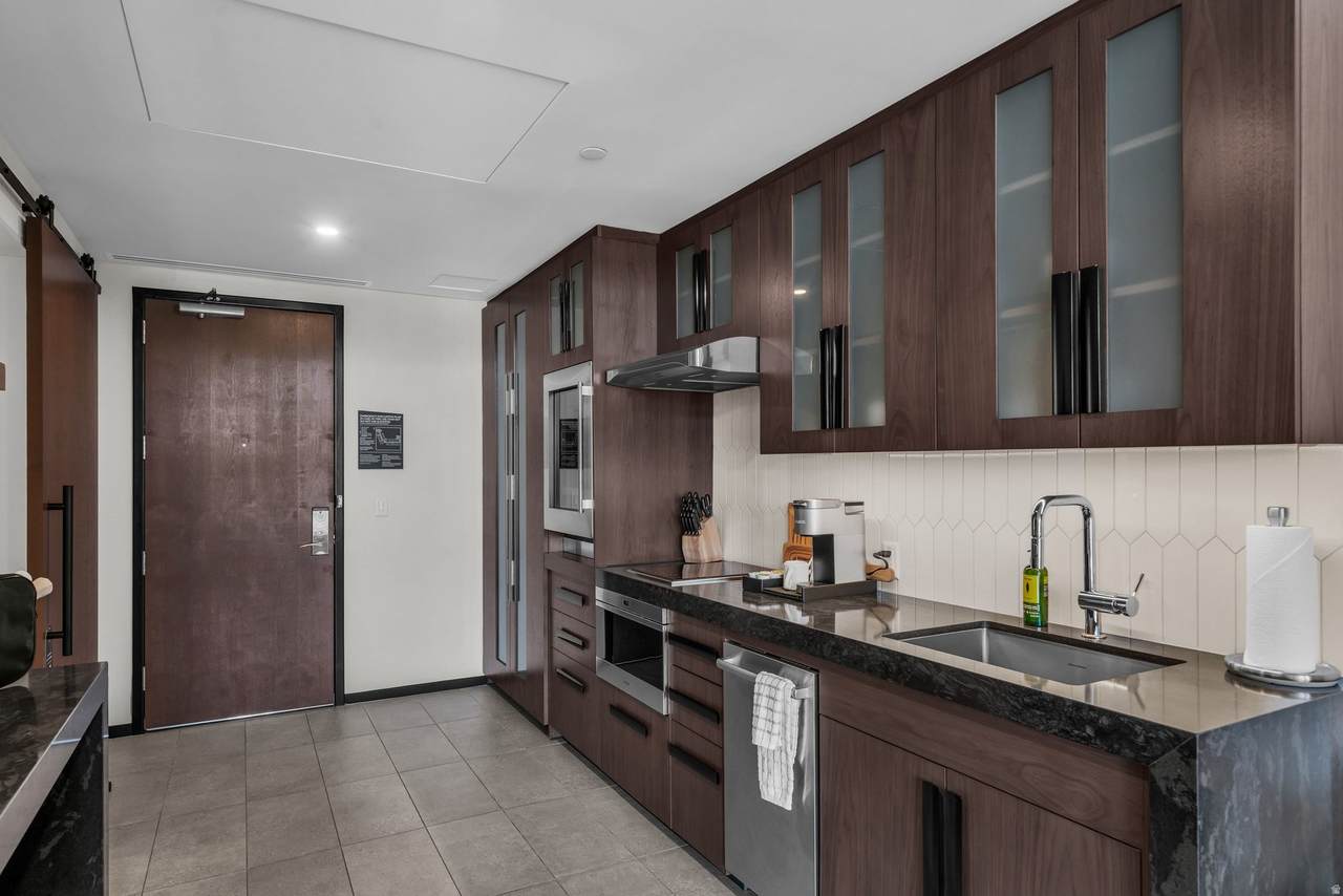 1500 Black Desert Dr - Photo 1