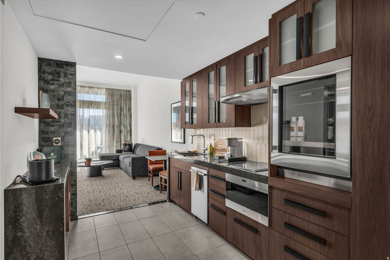 1500 Black Desert Dr - Photo 1