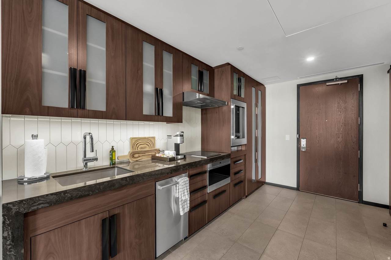 1500 Black Desert Dr - Photo 1