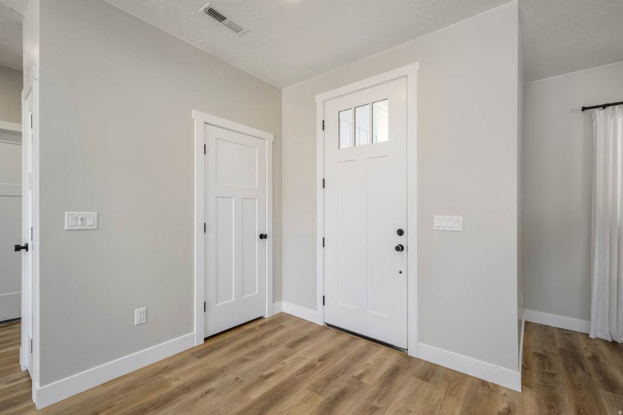 https://bt-photos.global.ssl.fastly.net/wasatch/1280_boomver_1_2135749-1.jpg