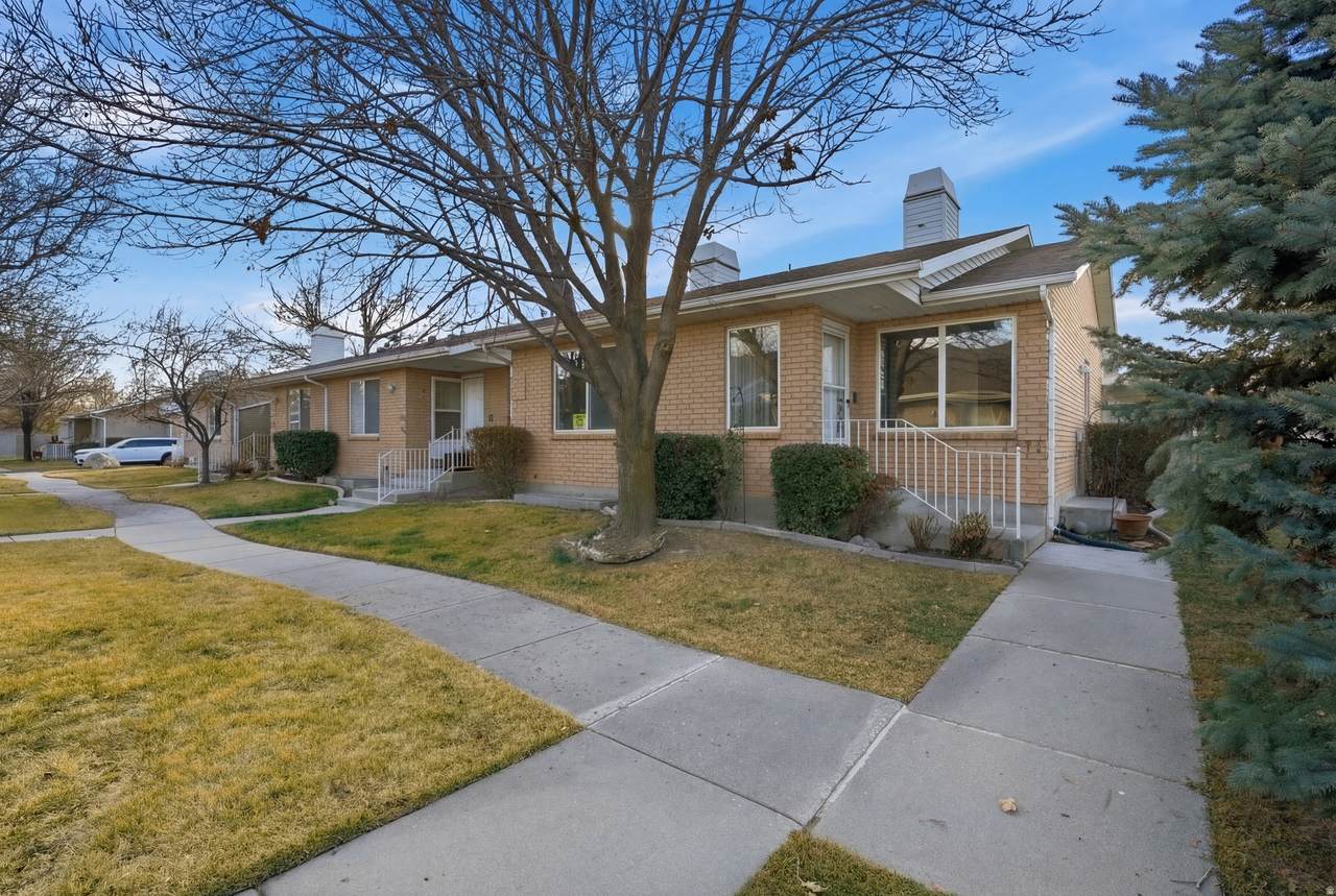 1478 Cornerstone Dr - Photo 1