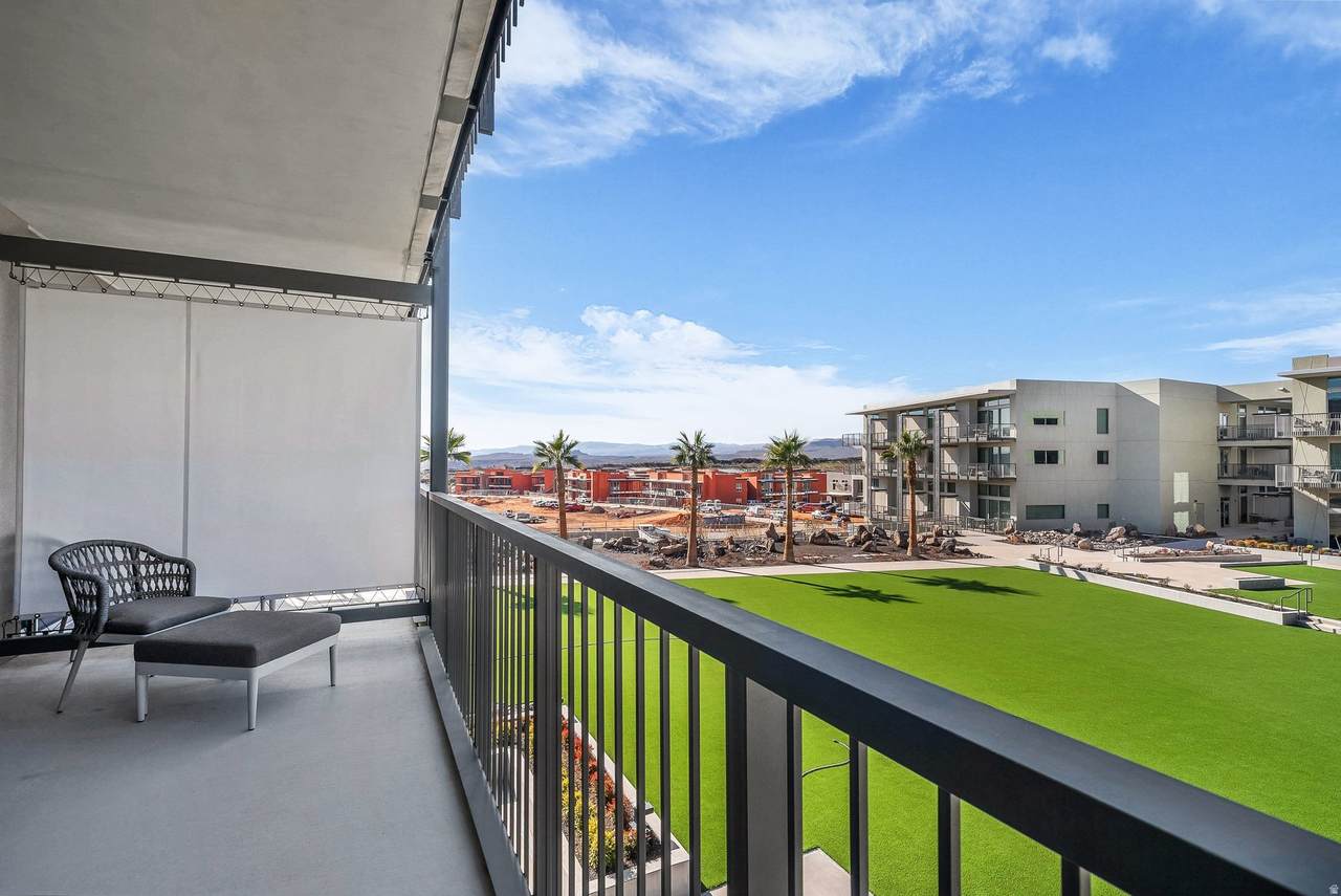 1500 Black Desert Dr - Photo 1