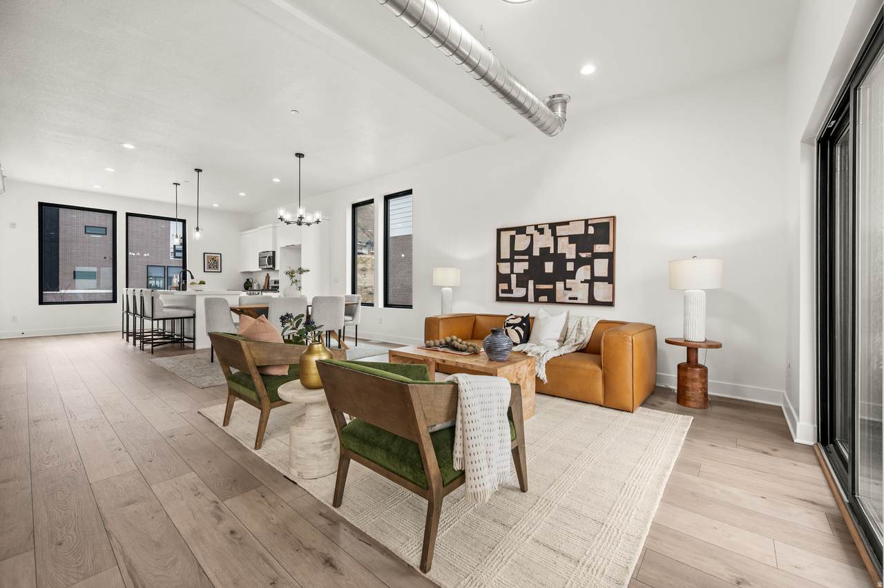 301 Endurance Cir - Photo 1