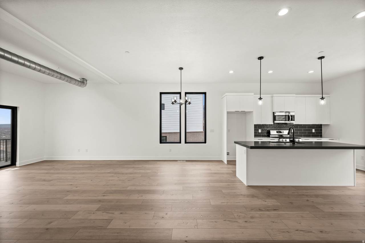 317 Endurance Cir - Photo 1