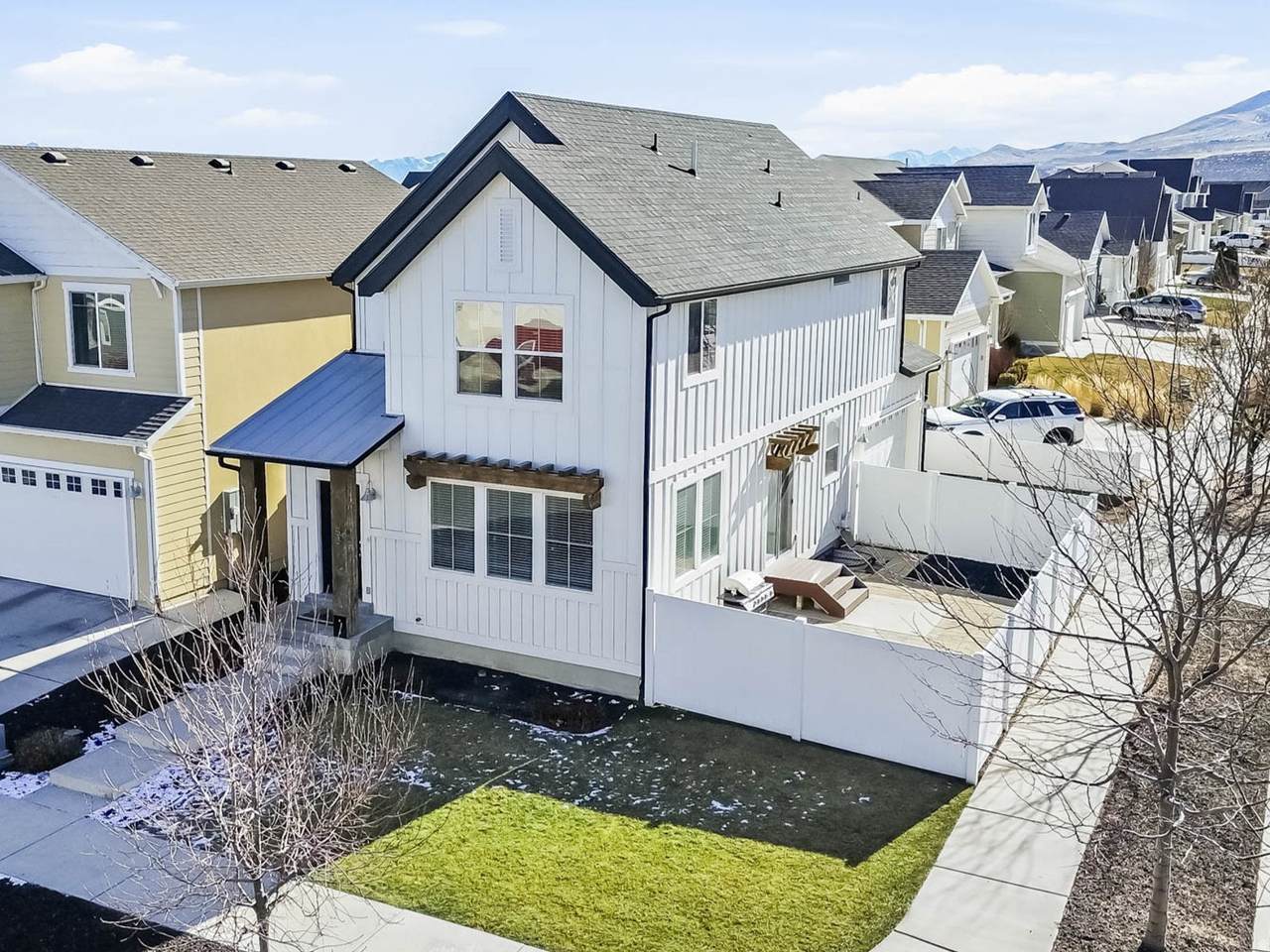 53 Jubilee Dr - Photo 1