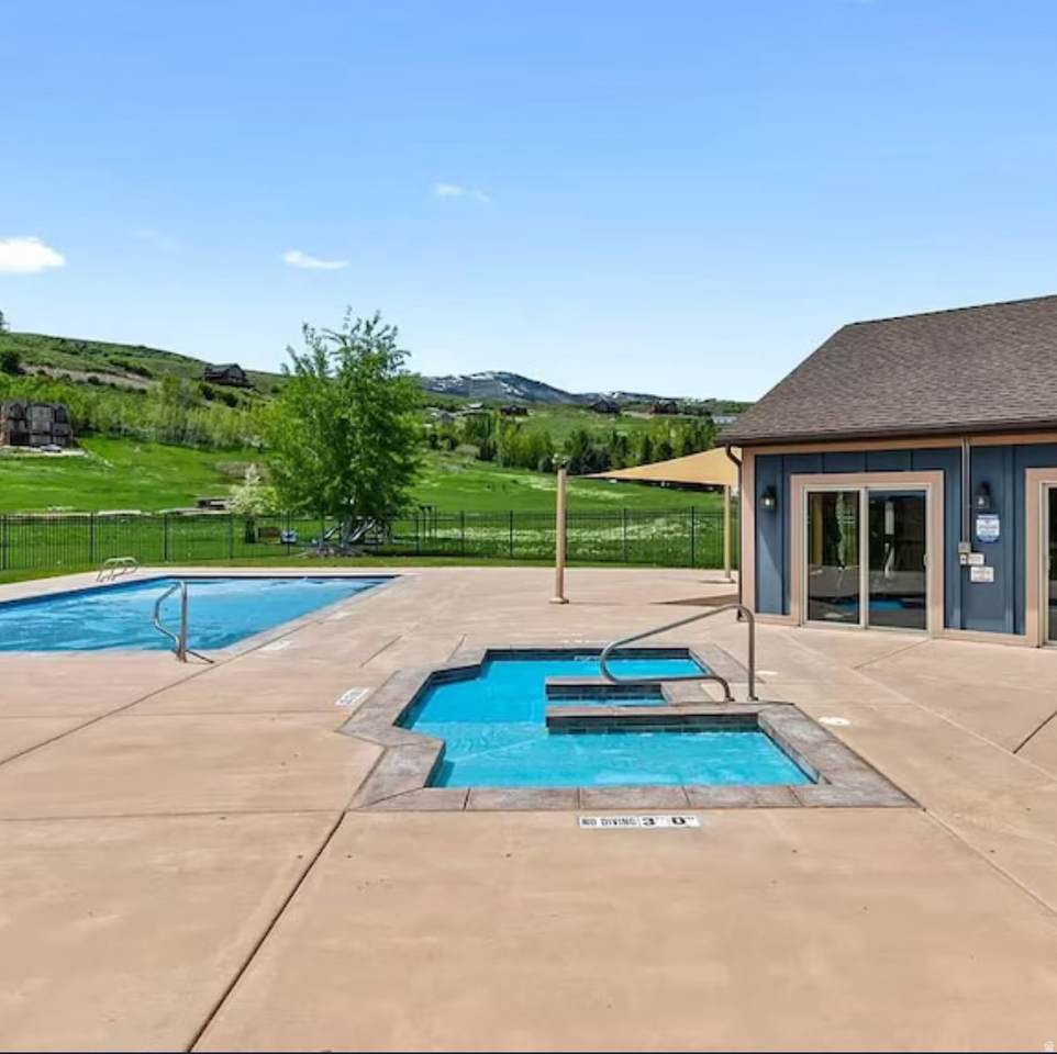 https://bt-photos.global.ssl.fastly.net/wasatch/1280_boomver_1_2137709-1.jpg