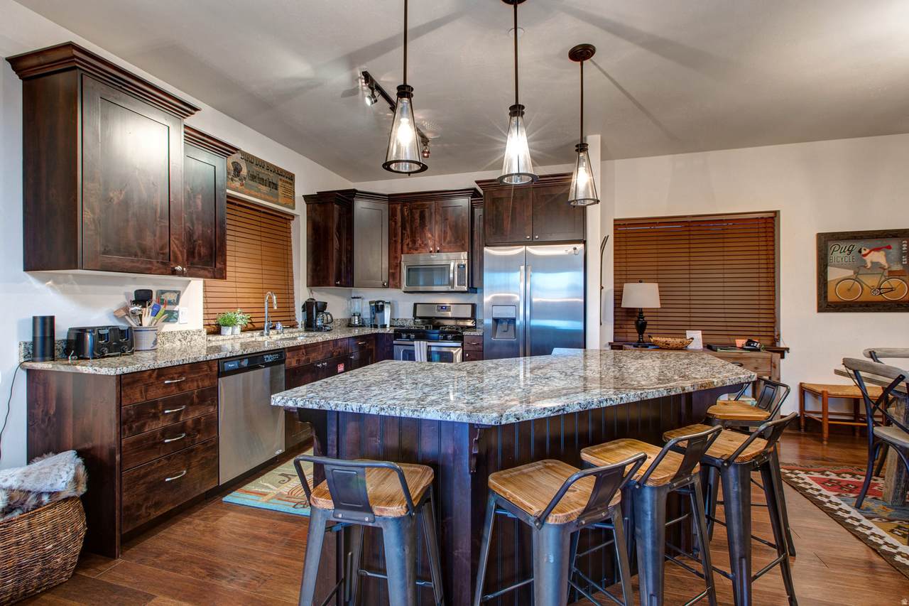 5461 Luge Ln - Photo 1