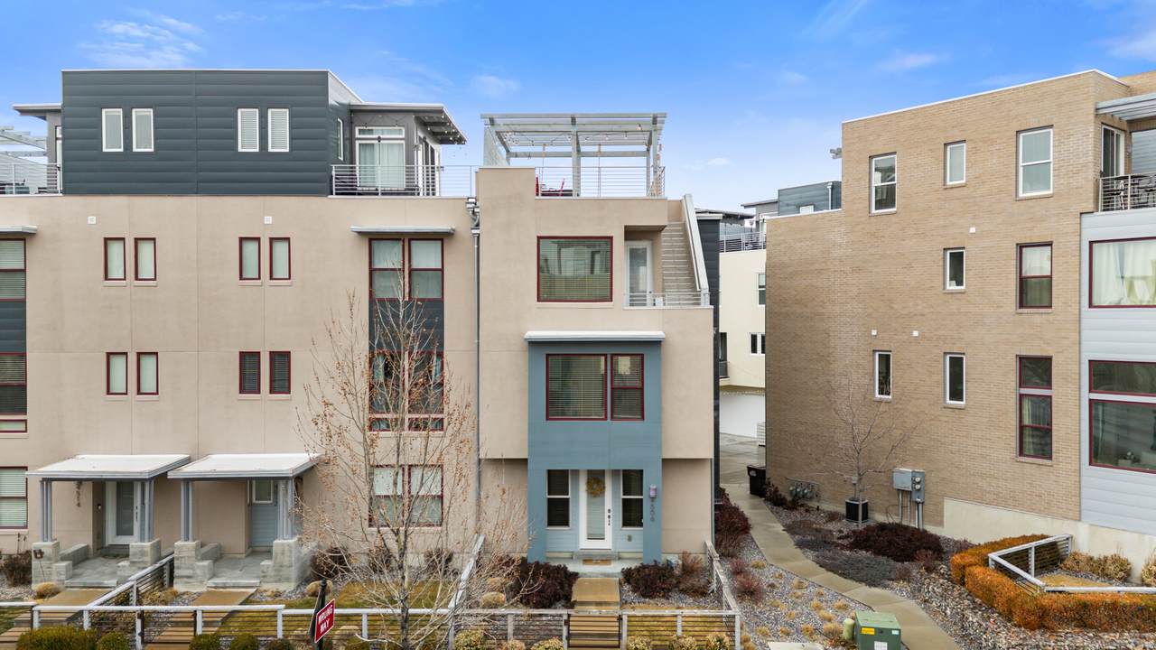 4506 Daybreak Rim Way - Photo 1