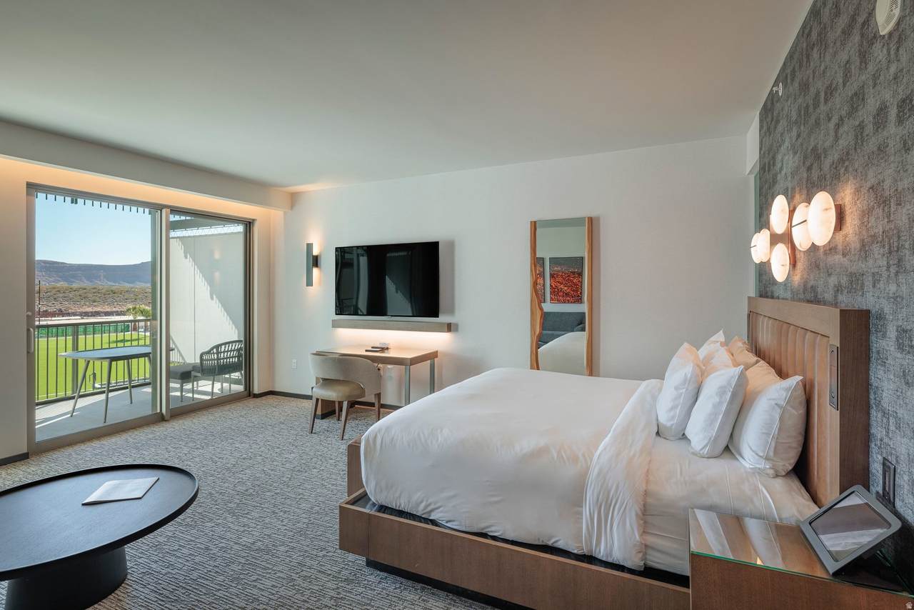 1500 Black Desert Dr - Photo 1