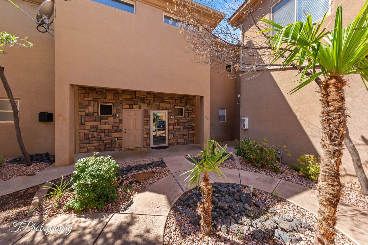 340 Country Ln - Photo 1