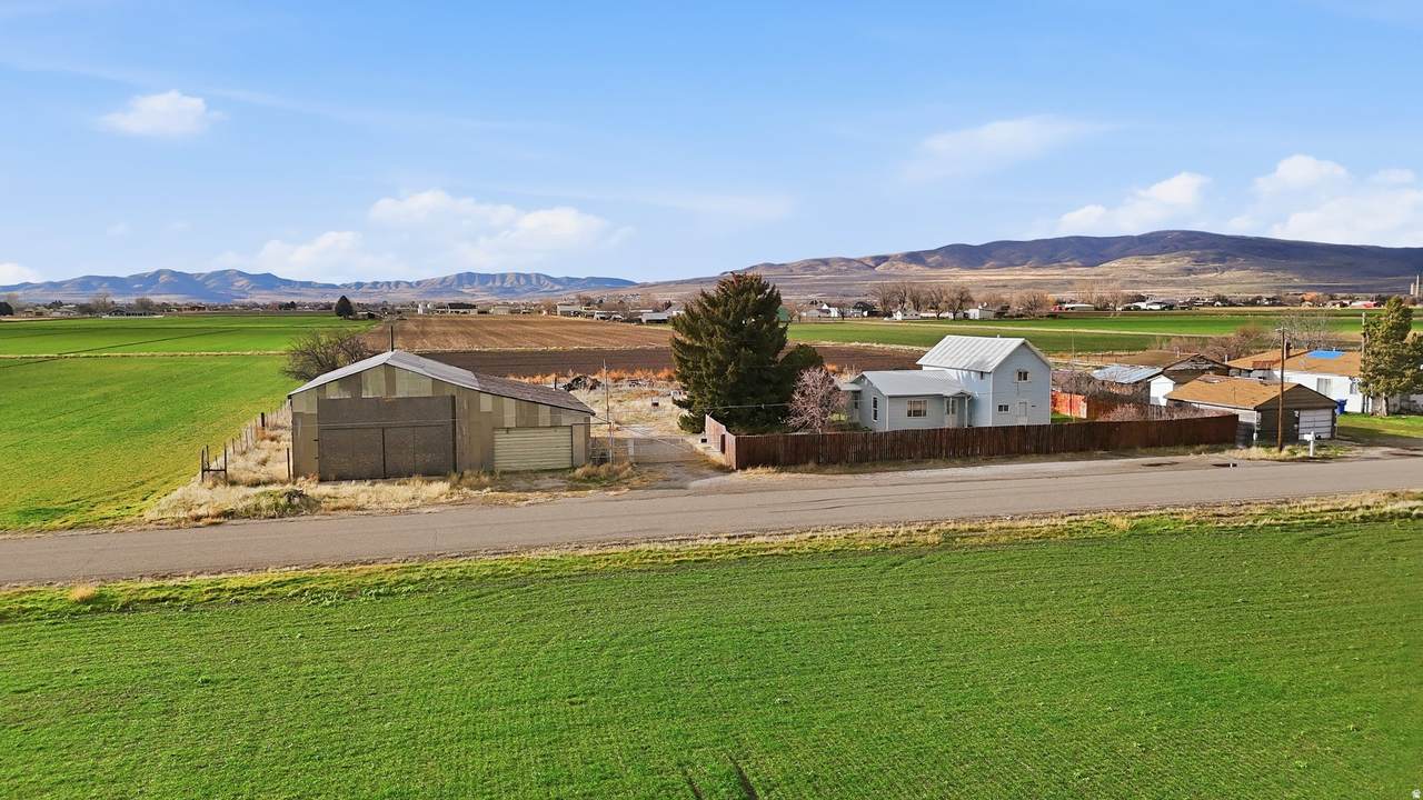 11515 4400 - Photo 1