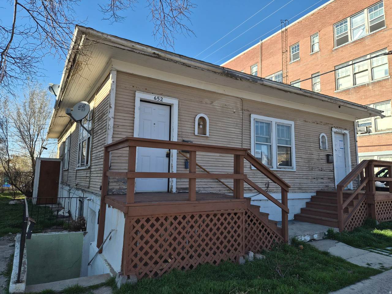 650 Lander St - Photo 1