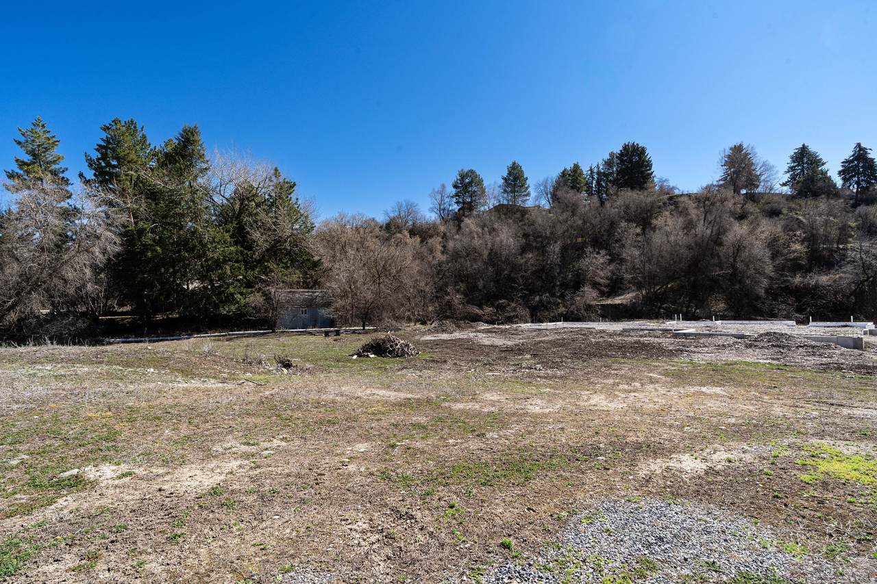 502 Summit Creek Dr - Photo 1