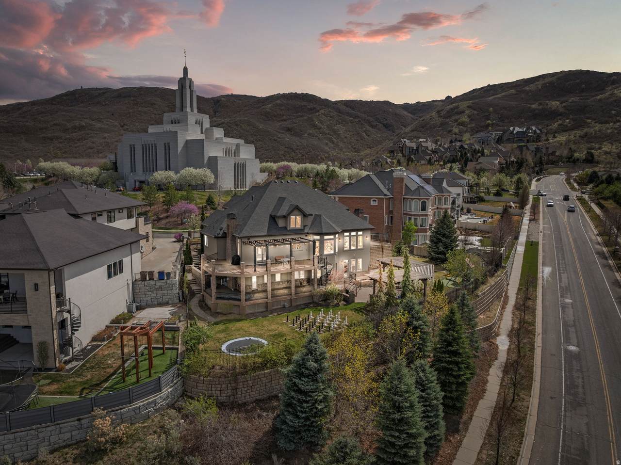https://bt-photos.global.ssl.fastly.net/wasatch/1280_boomver_1_2147726-1.jpg
