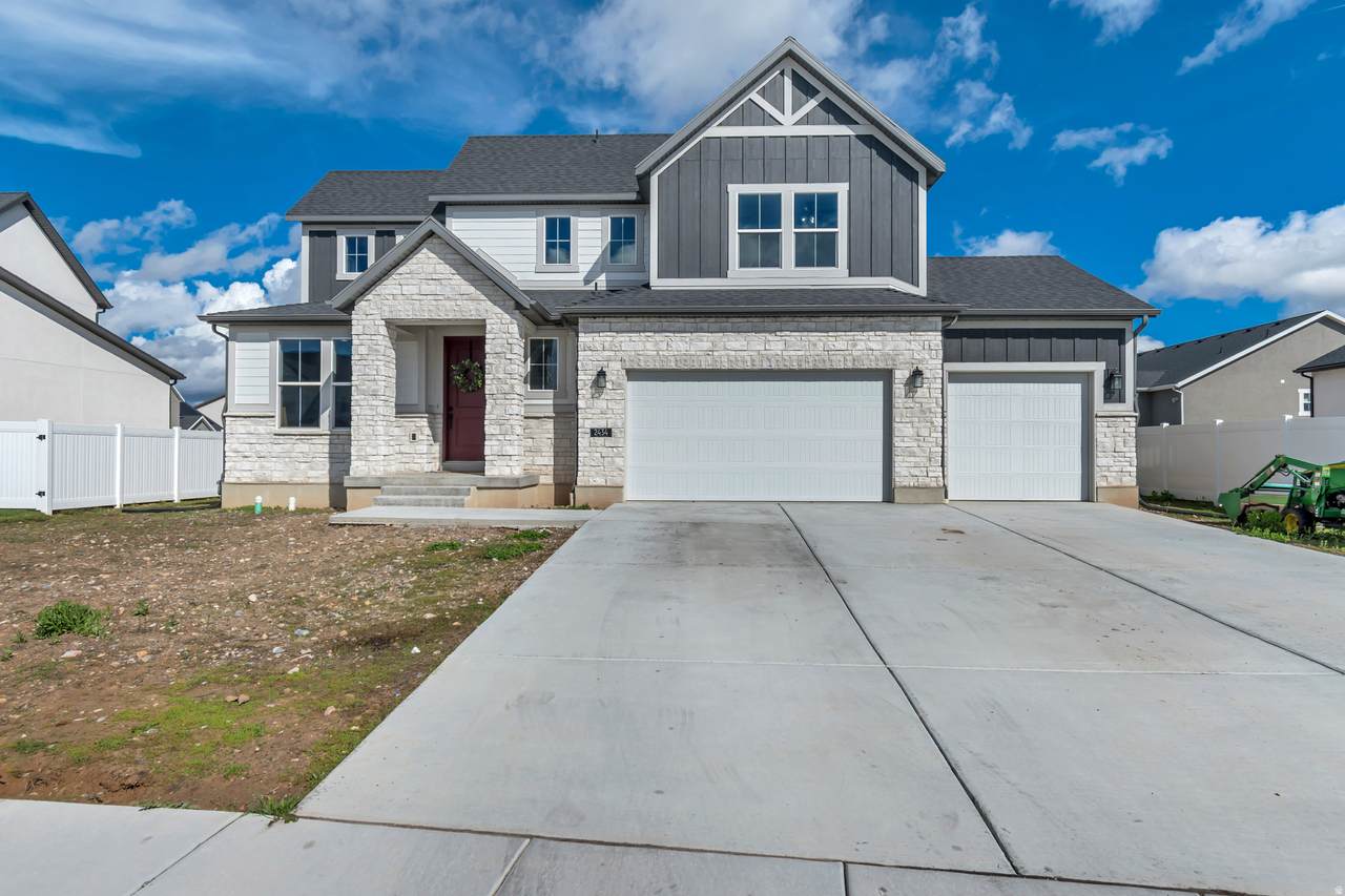 2434 Eurasian Crane Rd - Photo 1