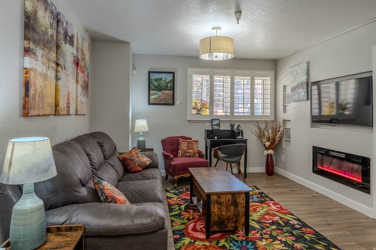 1940 Prospector Ave - Photo 1