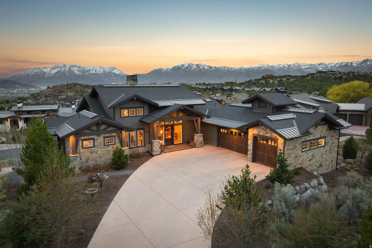 711 Red Ledges Blvd - Photo 1