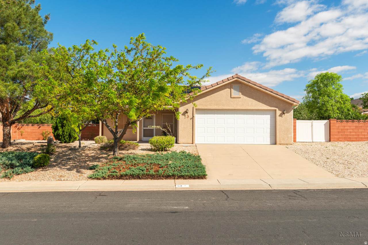 53 Cyndi Ln - Photo 1